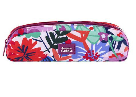 TROUSSE A COUVERTS AVEC FOURCHETTE , COUTEAU ET CUILLERE