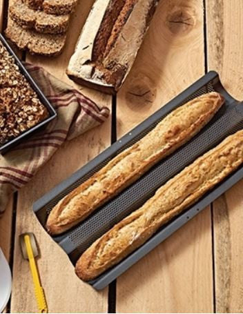 PLAQUE A BAGUETTES PERFOREE