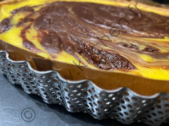 MOULE A TARTE PERFOREE EN INOX 28cm