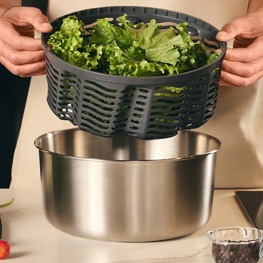 ESSOREUSE A SALADE AVEC FICELLE EN INOX